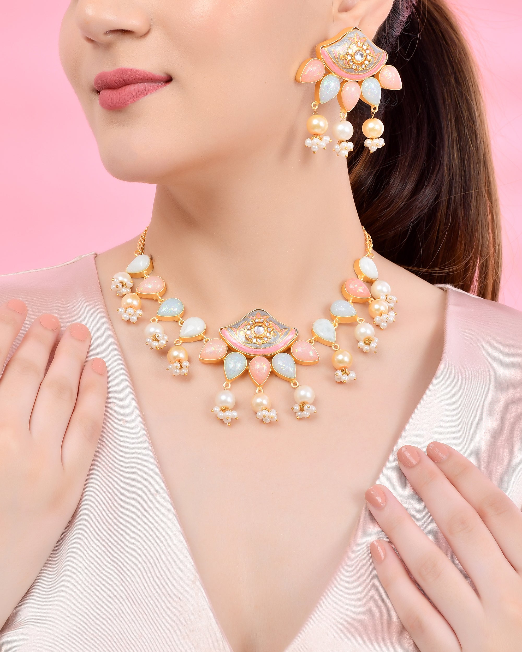 NOOR E JAHA NECKLACE